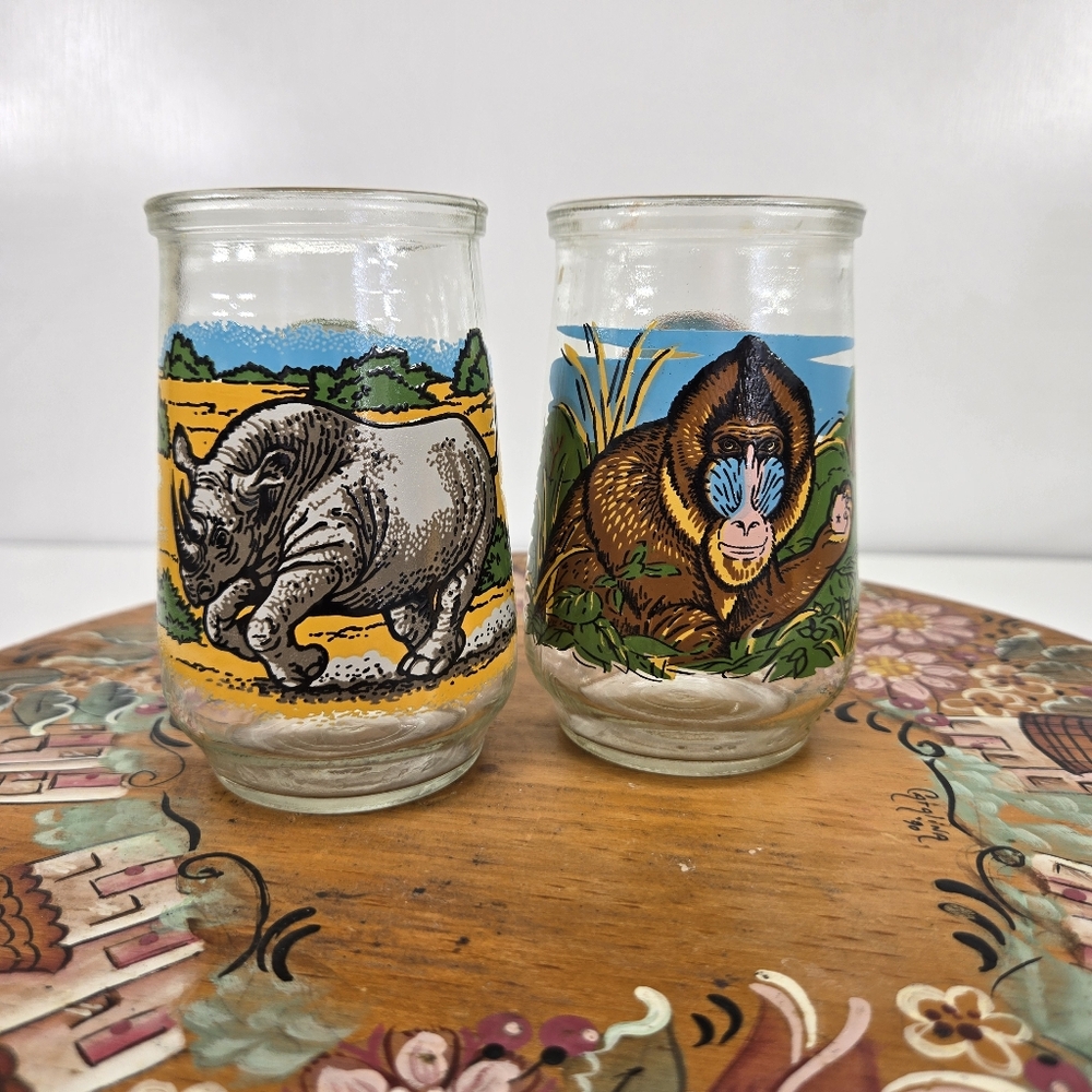 WELCH'S JELLY JAR‎ GLASS Endangered Species Black Rhino/ Mandrill Set Of 2 #2,7